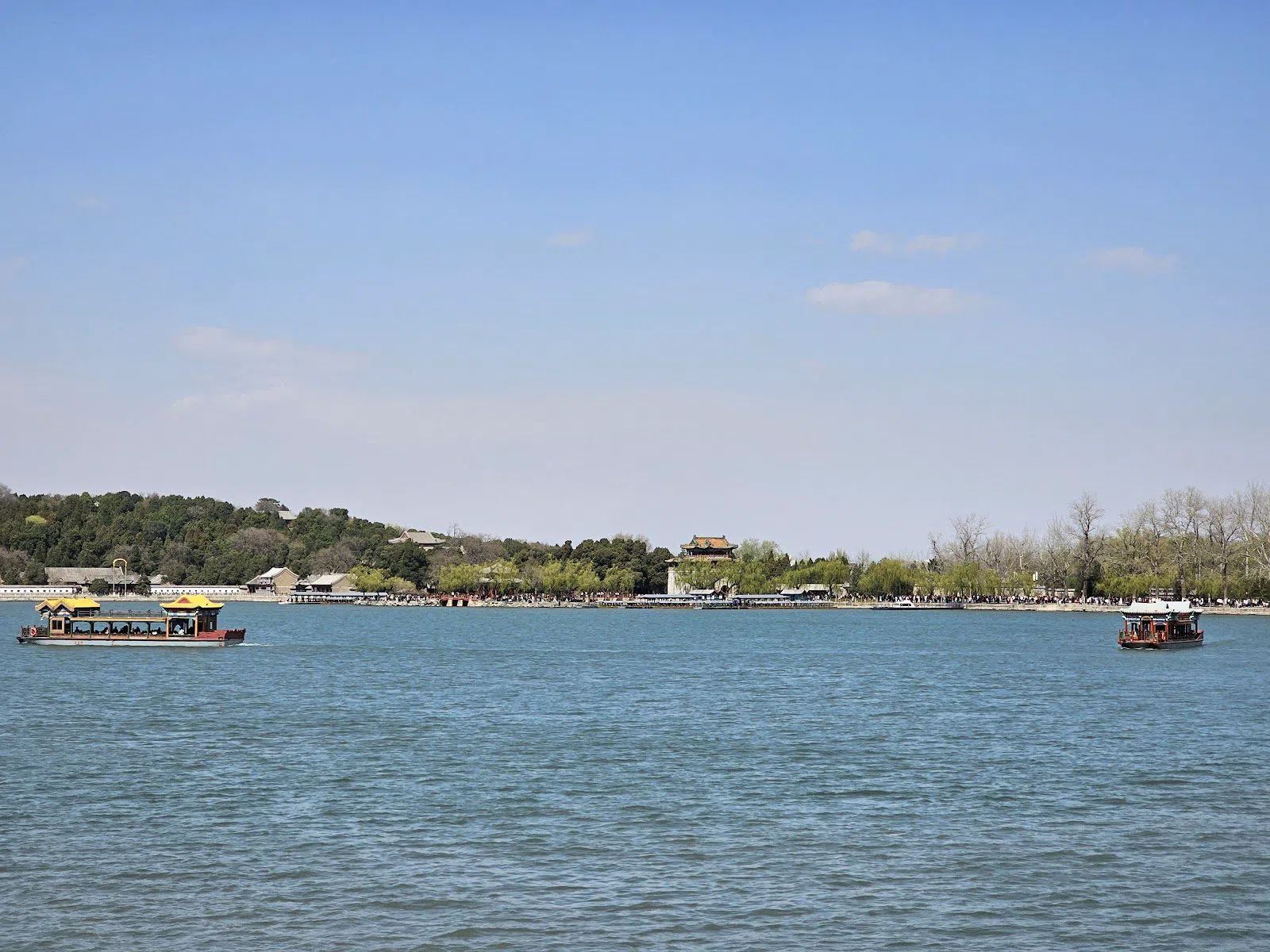 Seventeen-Arch Bridge and South Lake Island (Nanhu Dao), Beijing